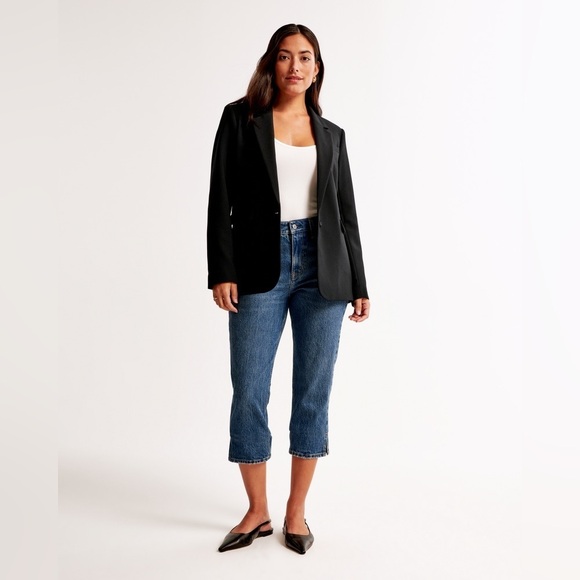 Abercrombie & Fitch curve love mid -rise cropped jeans NWT , sz 34 - Picture 1 of 10